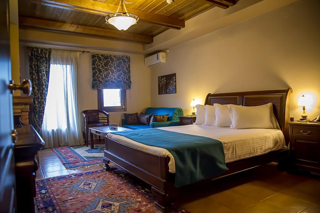Pandion Luxury Boutique Hotel & Suites With Spa ネオコリ エクステリア 写真